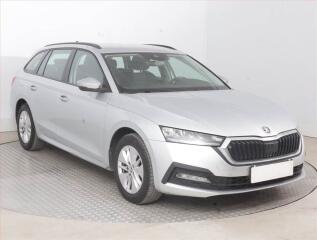�koda Octavia Ambition 2.0 TDI, �R,1.maj