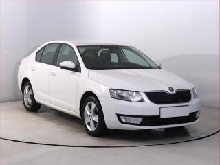 �koda Octavia 1.6 TDI, Serv.kniha, Tempomat