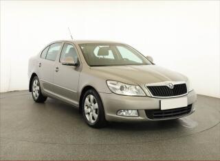 �koda Octavia 1.8 TSI, Serv.kniha, Tempomat