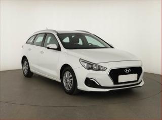 Hyundai i30 1.6 CRDi, R,1.maj, Serv.kniha