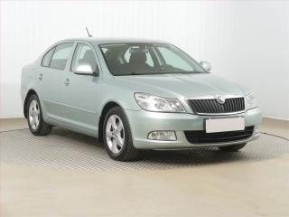 koda Octavia Elegance 2.0 TDI, Tempomat