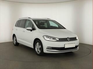 Volkswagen Touran Comfortline 1.5 TSI, CZ, 1.MAJ