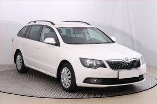 �koda Superb Comfort 2.0 TDI, Xenony