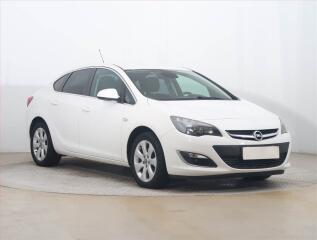 Opel Astra 1.7 CDTI, nov� STK, Ta�n�