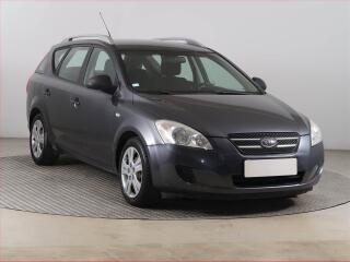 Kia Ceed 1.6 CRDi, nov� STK