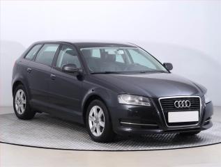 Audi A3 2.0 TDI, Tempomat