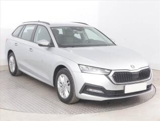 �koda Octavia Ambition 2.0 TDI, �R,1.maj