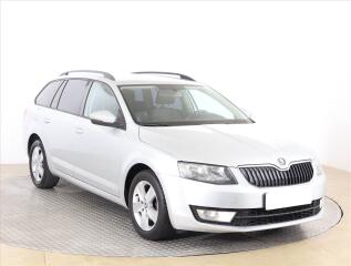 �koda Octavia 1.6 TDI, Serv.kniha, Tempomat