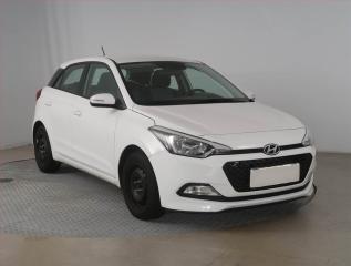 Hyundai i20 1.2, Serv.kniha, Vyh.sedaek