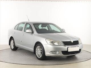�koda Octavia 1.6, Tempomat, Park.�senzory