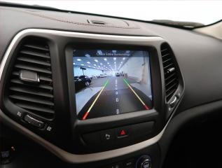 Jeep Cherokee (2017) 2.2 MultiJet, digi klima - náhled 19