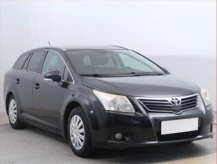 Toyota Avensis 2.0 D-4D, po STK, Ta�n�