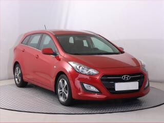 Hyundai i30 1.6 MPI, Serv.kniha, Tempomat