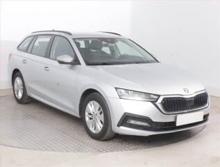 �koda Octavia Ambition 2.0 TDI, �R,1.maj