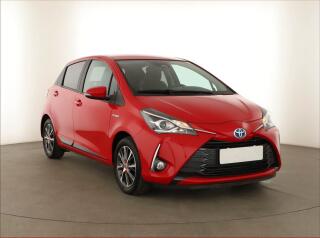 Toyota Yaris Y20 1.5 Hybrid, Automat