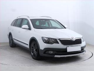 koda Superb Outdoor 1.6 TDI, Ke, Navi