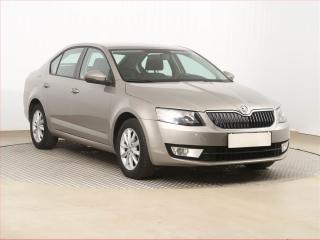 koda Octavia 1.6 TDI, Serv.kniha, Tempomat