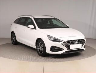 Hyundai i30 1.6 CRDi, �R,1.maj, Serv.kniha