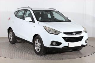 Hyundai ix35 1.7 CRDi, Serv.kniha