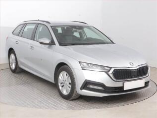 �koda Octavia Ambition 2.0 TDI, �R,1.maj
