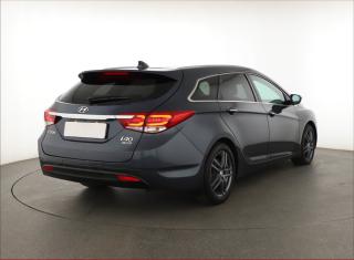 Hyundai i40 (2017) 1.7 CRDi, Automat, Kůže, Navi - náhled 5