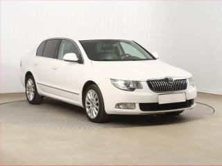 Škoda Superb Ambition 2.0 TDI, Navi, Xenony