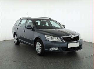 koda Octavia 1.8 TSI, Serv.kniha, Tempomat