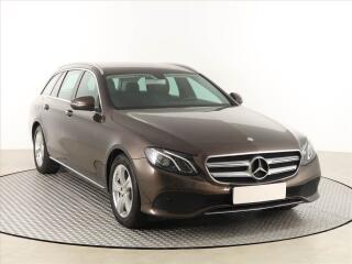 Mercedes-Benz E 200, Automat, K��e, Navi