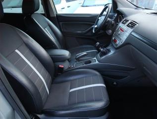 Ford Kuga (2008) Titanium 2.0 TDCi, 4X4 - náhled 9