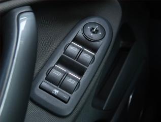 Ford Kuga (2008) Titanium 2.0 TDCi, 4X4 - náhled 15