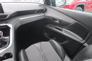 Peugeot 5008 (2018) PureTech 130, Kůže, Navi - náhled 8