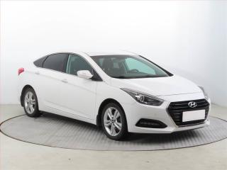 Hyundai i40 1.7 CRDi, Xenony, Tempomat