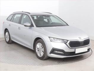 �koda Octavia Ambition 2.0 TDI, �R,1.maj