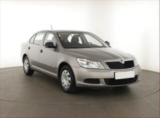 �koda Octavia 1.6 TDI, �R,1.maj, Ta�n�