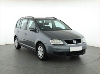 Volkswagen Touran 2.0 TDI, po STK, Ta�n�