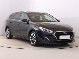 Hyundai i30 1.6 CRDi, Serv.kniha, Tempomat
