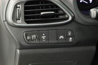 Renault Grand Scénic (2012) 1.6 dCi, 7 míst, Navi, Xenony - náhled 14