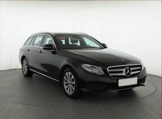 Mercedes-Benz E 220 d 4MATIC, AUTOMAT