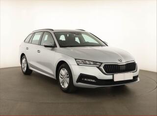 �koda Octavia Ambition 2.0 TDI, �R,1.maj