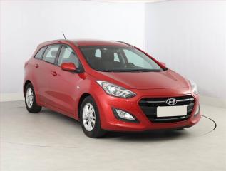 Hyundai i30 1.6 MPI, Serv.kniha, Xenony