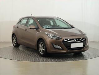 Hyundai i30 Trikolor 1.6 MPI, �R,1.maj