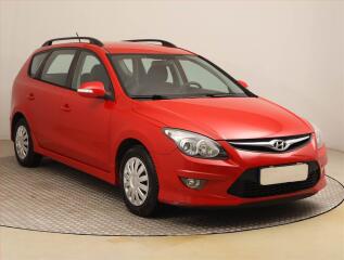 Hyundai i30 1.4 CVVT, nov� STK