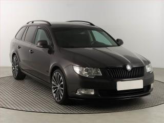 koda Superb 1.6 TDI, Navi, Xenony