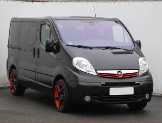 Opel Vivaro 2.5 CDTI, Bus, 8M�st