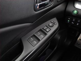 Honda CR-V (2015) 1.6D BiTurbo, 4X4, Automat - náhled 18