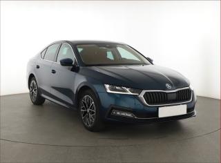 koda Octavia 1.5 TSI, R