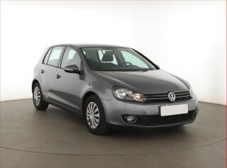Volkswagen Golf 1.2 TSI, jezd� v�born�