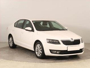 koda Octavia 1.6 TDI, Xenony, Tempomat