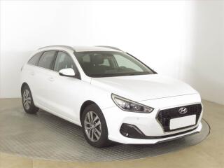 Hyundai i30 1.4 CVVT, Serv.kniha, Tempomat
