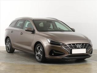 Hyundai i30 1.5 T-GDI MHEV, R,1.maj